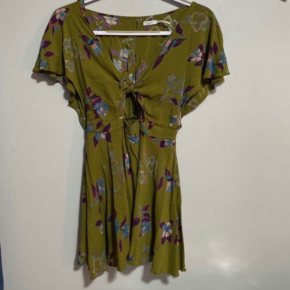 UO Romper - Picture 1 of 3